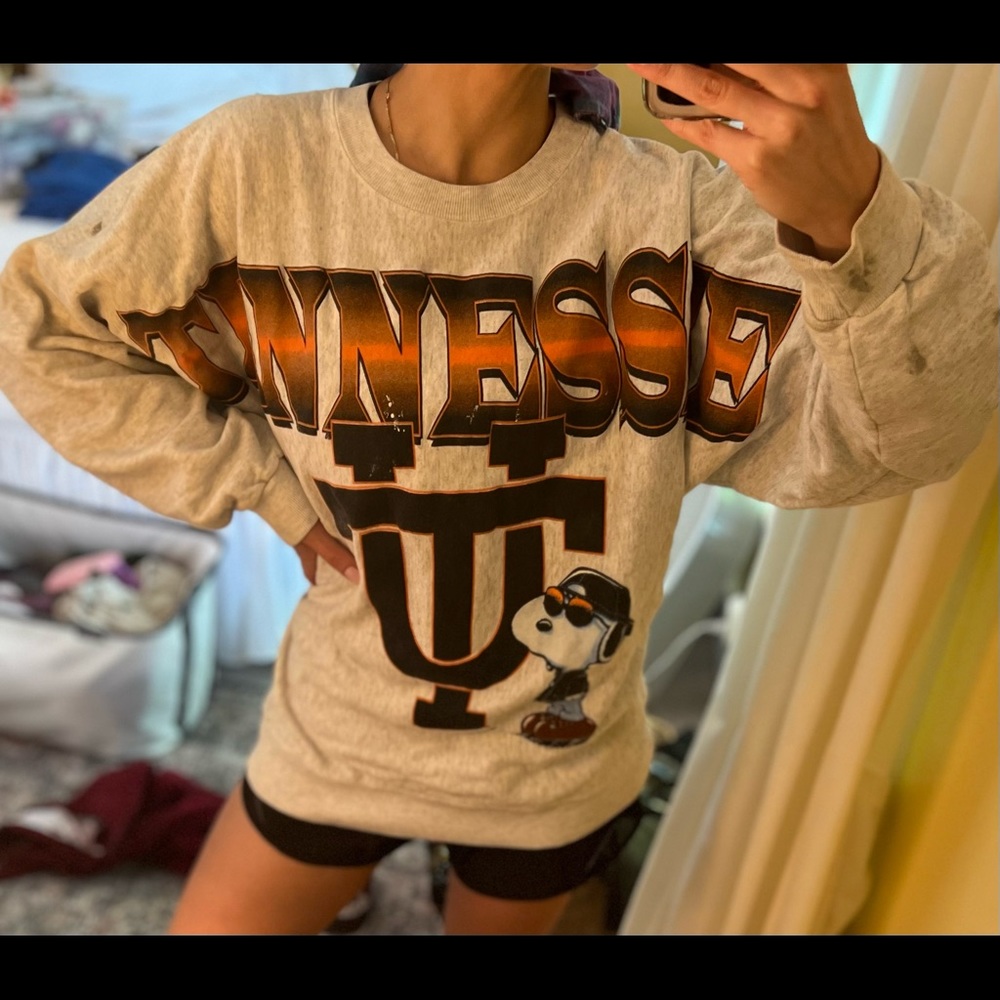 Vintage destroyed Tennessee Vols sweatshirt grey